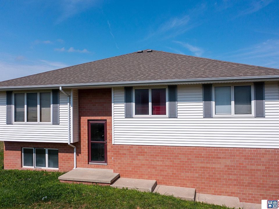 1st image of 8605 Delphinium Ln