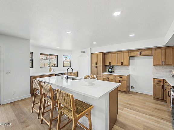2nd image of 7380 W PIUTE Avenue