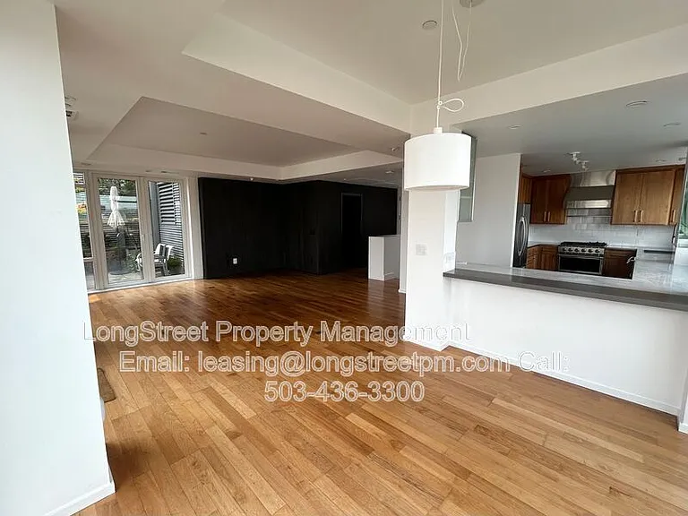 300 NW 8th Ave #902 — Photo 7