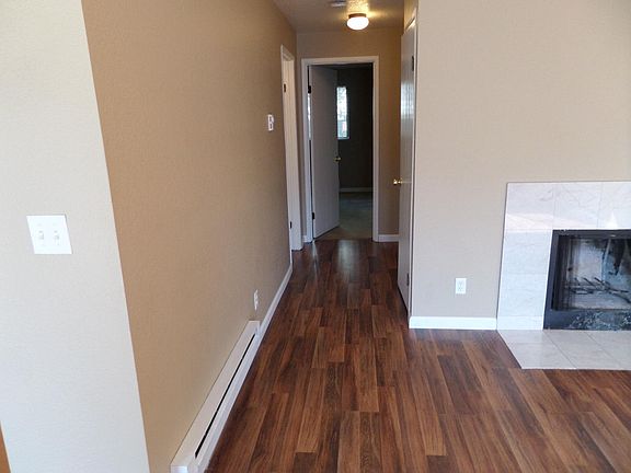 5th image of 2141 N 113th St #201