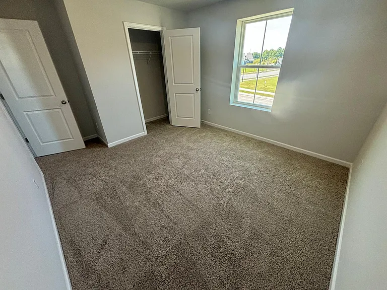 800 Putney Hill Rd — Photo 17