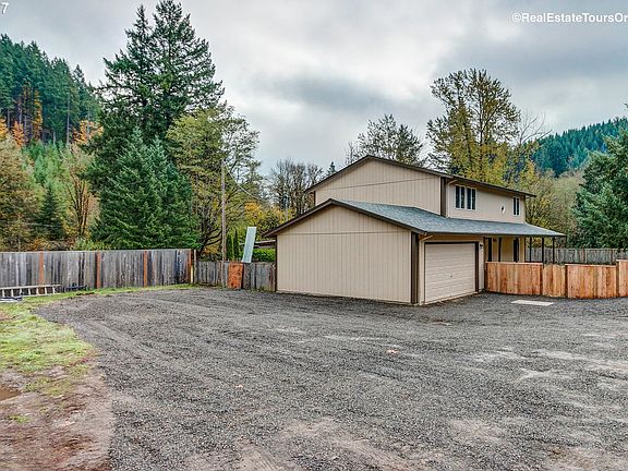 3rd image of 61505 NW Finger Creek Dr
