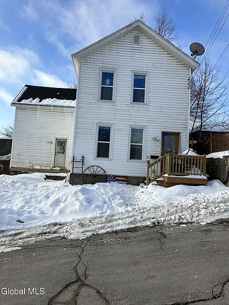 2nd image of 6 Hempton Street