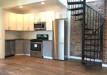 Rented by Urban Ambiance