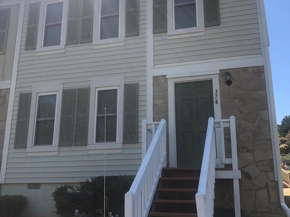 1st image of 378 Oak Harbor Trl