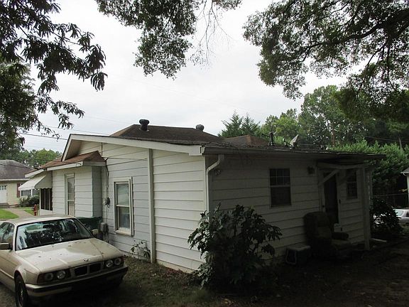 2nd image of 371 Aldridge Ave