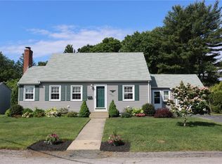 97 Covington Dr, Warwick, RI 02886