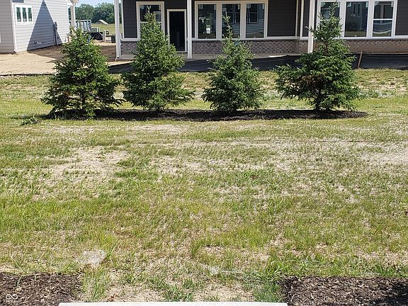 5th image of 15841 Wiseman Dr