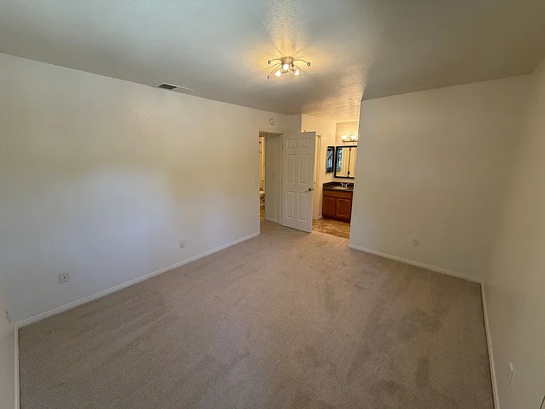 3715 Tallyho Dr #140 — Photo 12