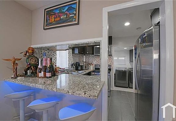 5th image of 575 W 16th St #B