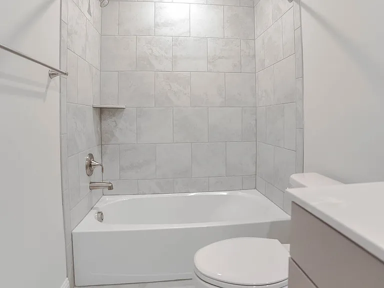 23861 Myrtle Glen Way — Photo 31