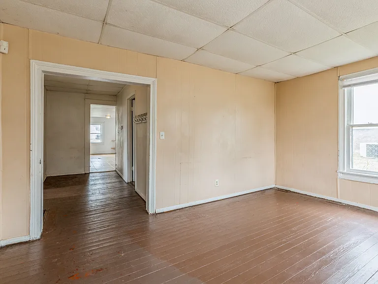 223 16th Pl — Photo 11