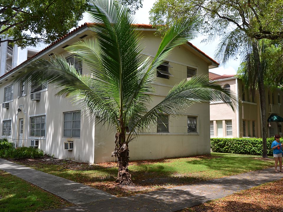 1st image of 731 Almeria Ave APT 4