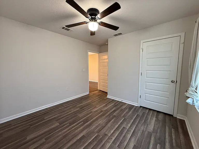 4611 Reveille Way — Photo 5