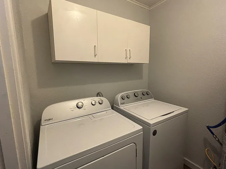 3506 Robinhood Ln — Photo 23