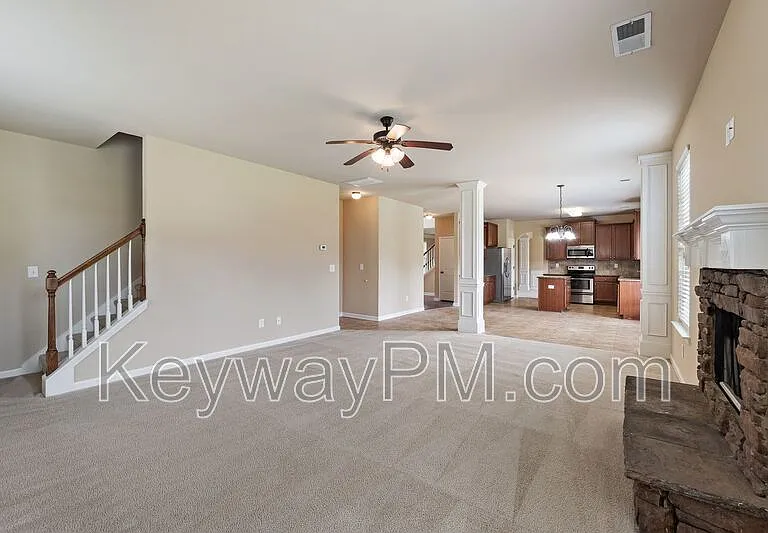 6017 Reynolds Cir — Photo 11