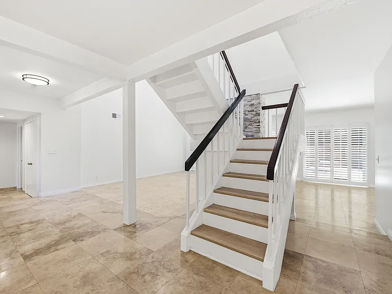 681 Triunfo Canyon Rd — Photo 31