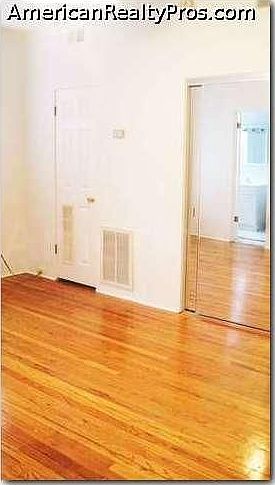 1st image of 5528 N Kenmore Ave APT 208
