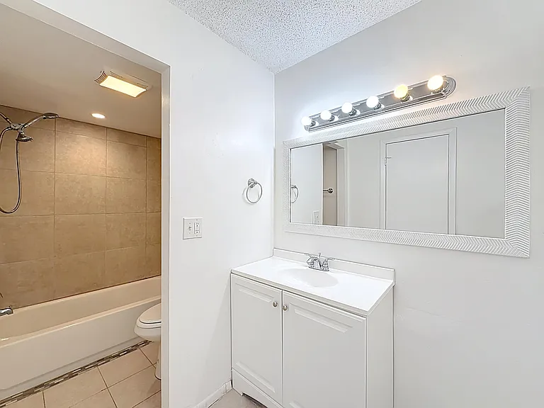 235 Lake Dora Dr #235 — Photo 21