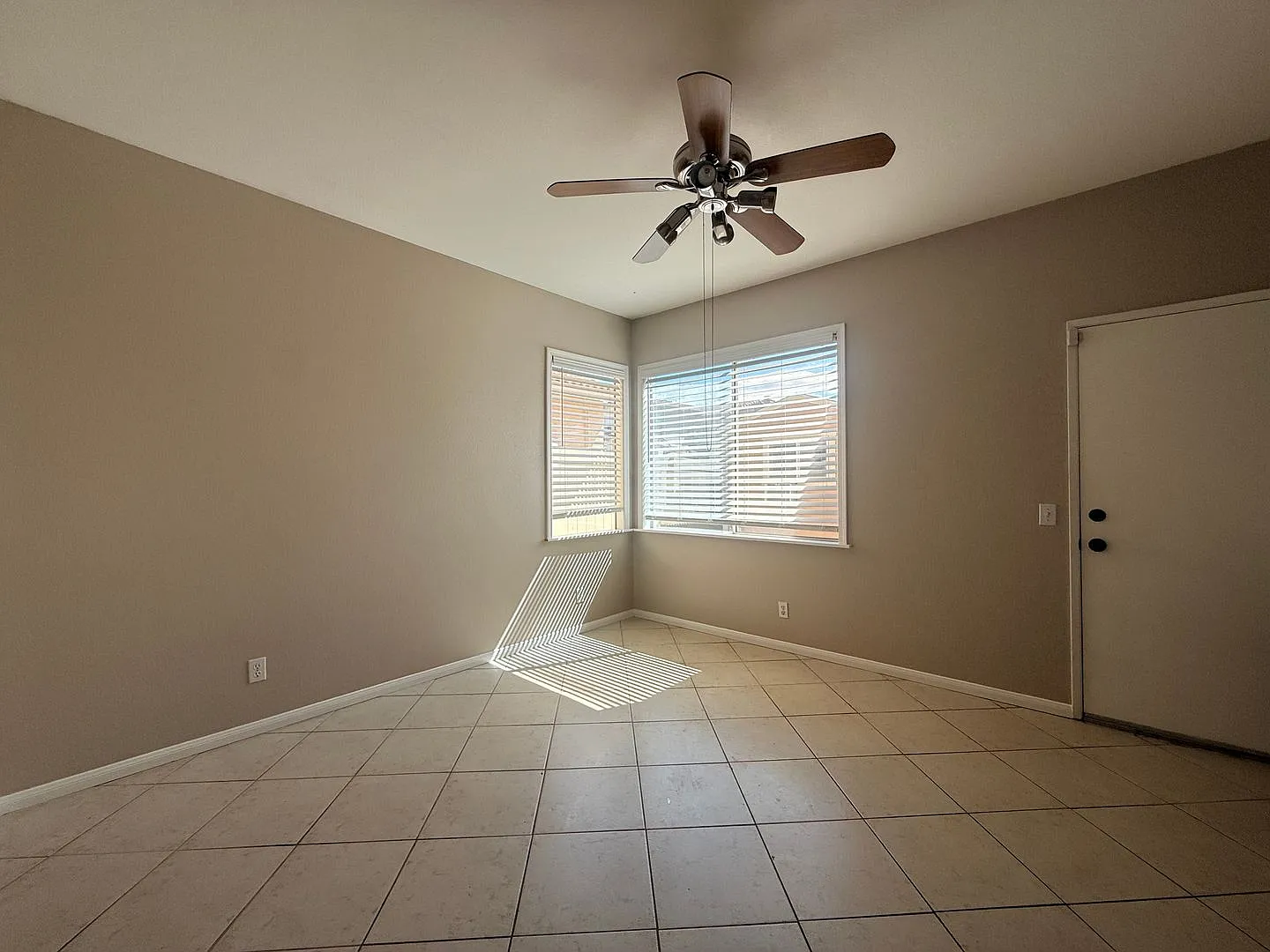 Beautiful and Cozy Home in Temecula — Photo 4