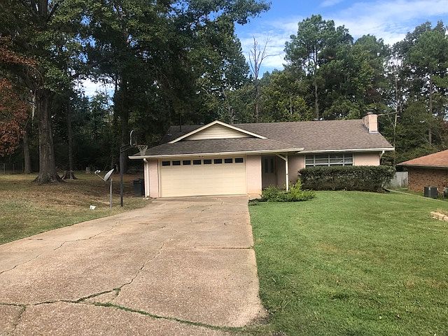 2nd image of 232 Pecan Hill Dr