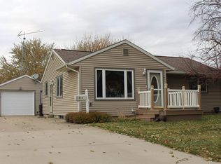 914 6th St, Lake View, IA 51450