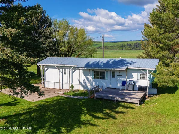 400 County Road 123, Bedford, WY 83112