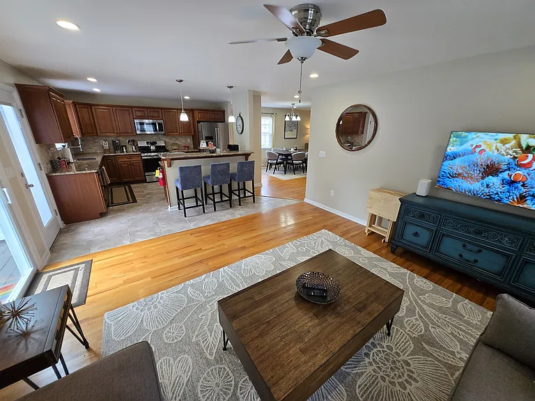 217 Alameda Ave — Photo 12