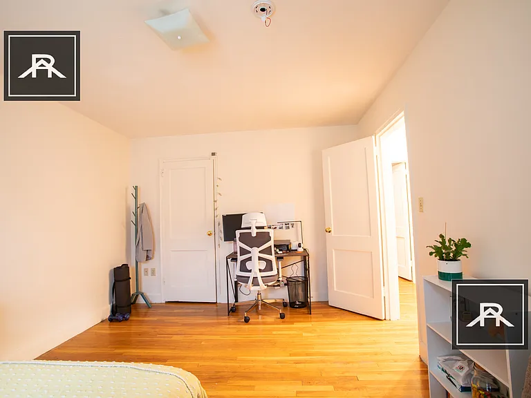 32 Harvard Ave #4 — Photo 9