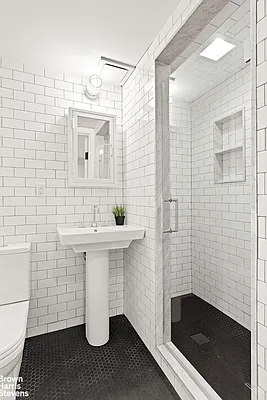 Rented by Brown Harris Stevens | media 33