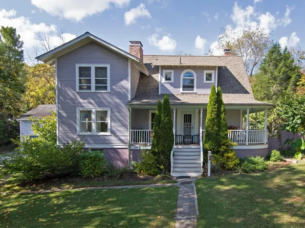 245 Church St, Lewisburg, WV 24901