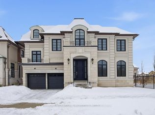 9 Lonergan Cres, Toronto, ON M2M 0B6