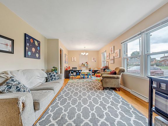 4th image of 4501 Ben St NW