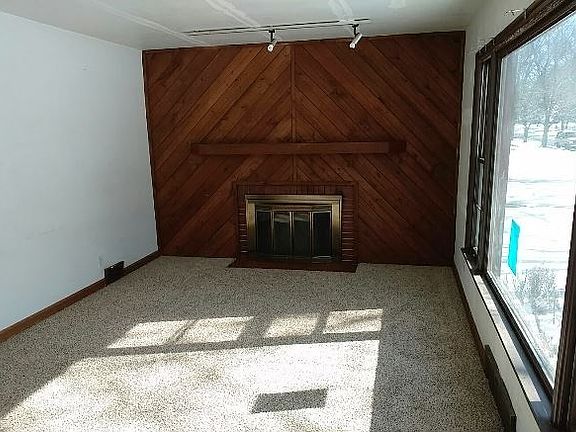 2nd image of 3031 Lawndale Ave
