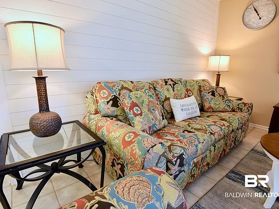 5th image of 1069 W Beach Blvd #2-C