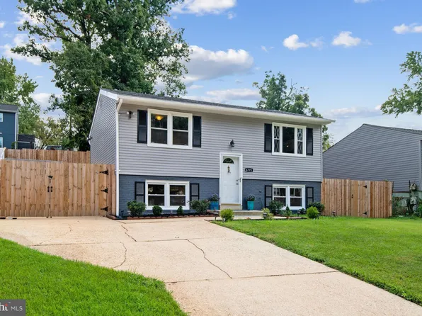 6715 Valley Park Rd, Capitol Heights, MD 20743