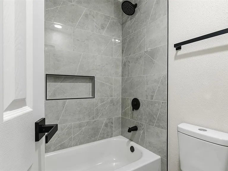 13414 Ravensway Dr — Photo 10