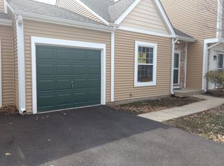 1947 Ozark Pkwy, Algonquin, IL