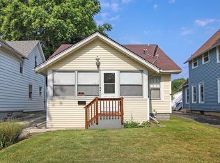 512 N Poplar St, Waukegan, IL