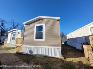 20 Avenue C, Hazlet, NJ