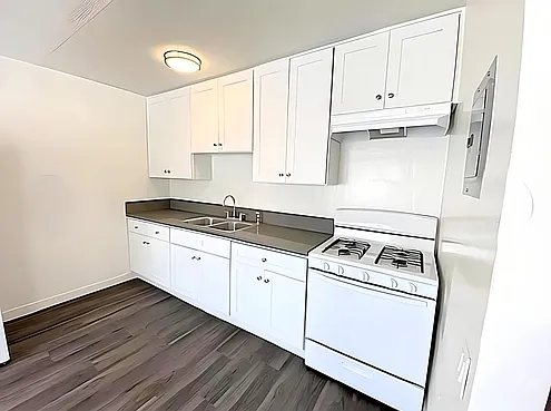 919 N Normandie Ave #6 — Photo 11