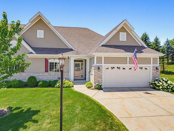 2nd image of 2408 Deercrest COURT