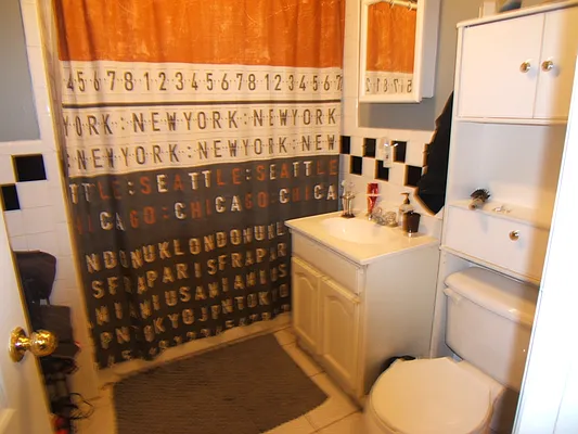 Rented by Joel Weisz, LREB | media 2