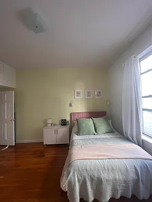 Rented by HOLTON REAL ESTATE INC. | media 20