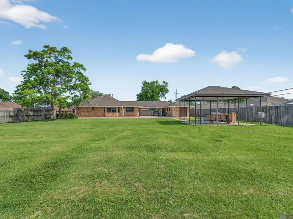 2154 Capri Dr, Baton Rouge, LA 70815