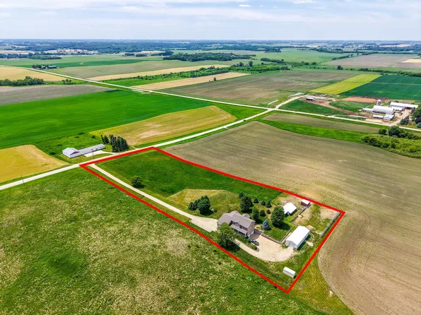 8229 10th St SW, Byron, MN 55920