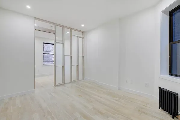 Rented by Brighton Management | media 4