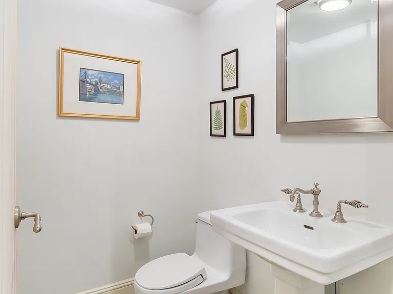330 Convent Ave — Photo 7