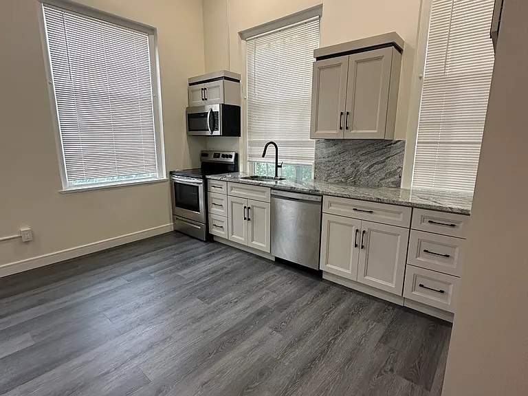 152 Washington Ave #414 — Photo 8