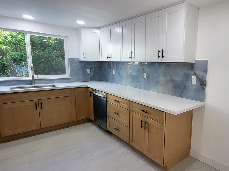 7350 Mooney Dr — Photo 6